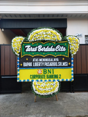 Papan Bunga Duka di Wouma